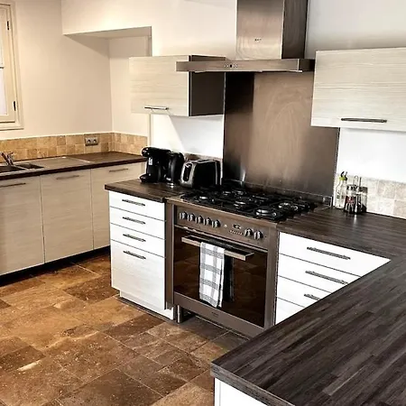 Lavanda House Grand Piscine * Roumagne