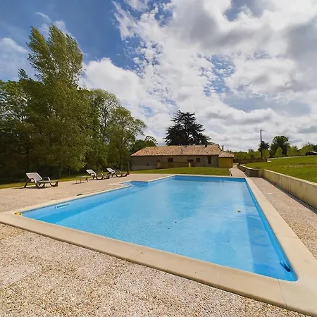 Holiday home Le Jardin Du Matou Country Estate Near Eymet With Pool Roumagne