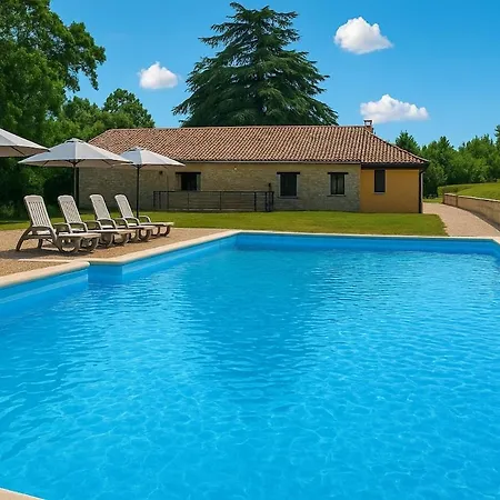Le Jardin Du Matou Country Estate Near Eymet With Pool Roumagne