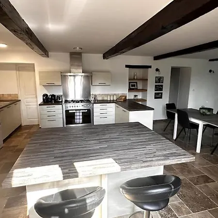 Lavanda House Grand Piscine Σπίτι διακοπών Roumagne